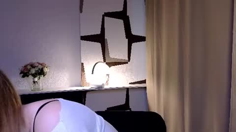 Snapshot of mysmila chatting on 8, 7, 2026 mysmila online show from 8, 7, 2026