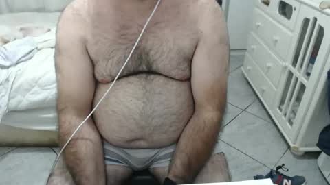 Snapshot of mysterbearmg chatting on 14, 11, 2025 mysterbearmg online show from 14, 11, 2025