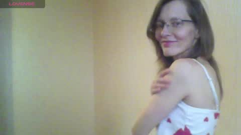 mysterious_blondy online show from 27, 3, 2026