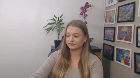 Erica online show from 27, 2, 2025