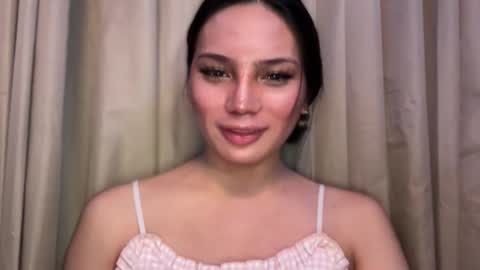 UR GIRL NEXTDOOR online show from 16, 4, 2026