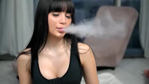 mysticlayla online show from 4, 3, 2026