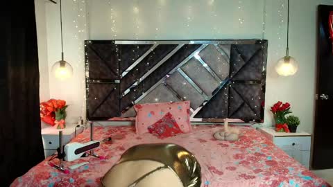 Snapshot of mysticmature chatting on 4, 4, 2026 Mystic online show from 4, 4, 2026