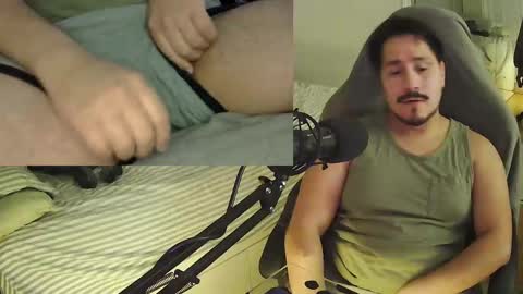 Snapshot of n0ttheface chatting on 19, 11, 2025 N0ttheFace online show from 19, 11, 2025