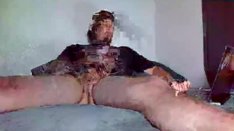 Snapshot of n9nature chatting on 3, 4, 2026 n9nature online show from 3, 4, 2026