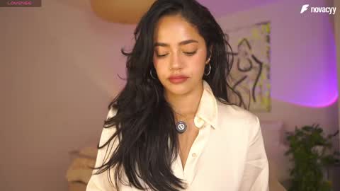 Nova online show from 12, 4, 2026