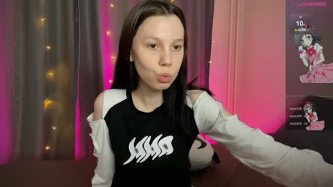 Snapshot of na_prikole_ chatting on 19, 1, 2025 Vanessa and Julia  online show from 19, 1, 2025