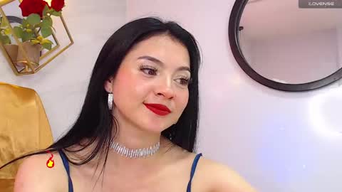 naamah_b online show from 7, 1, 2025