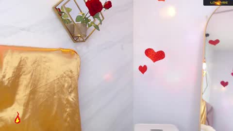 naamah_b online show from 17, 2, 2025