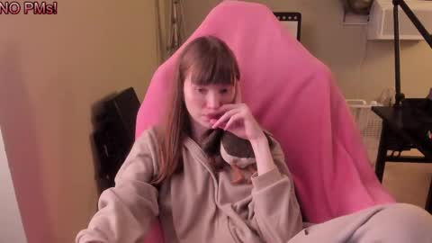 Natalie Marlo online show from 4, 10, 2025