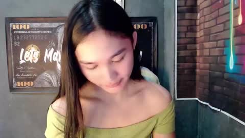 nadiestar online show from 22, 5, 2026