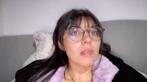 naduu__xx online show from 8, 1, 2025