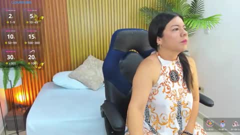 N A H I A online show from 15, 9, 2025