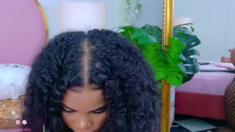 NahiaraReina  online show from 21, 11, 2025