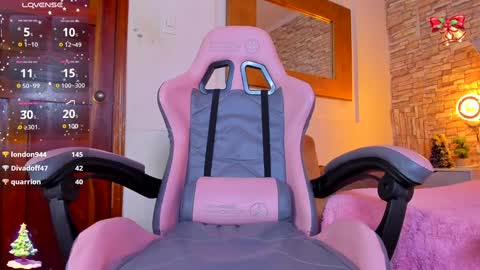 NahiaVictoria  online show from 24, 12, 2024