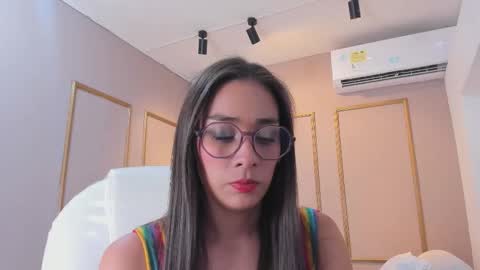 Snapshot of nahimithompson chatting on 5, 2, 2026 Nahimi online show from 5, 2, 2026