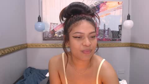 Nahomy online show from 19, 12, 2024