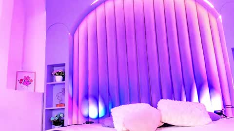  VICTORIA  online show from 15, 2, 2025