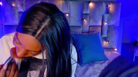  VICTORIA  online show from 26, 9, 2025