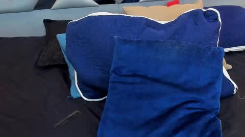 Nahomi  online show from 16, 2, 2025