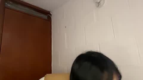 nahomy online show from 2, 12, 2025