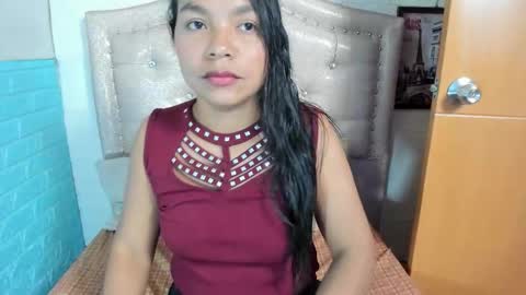 nahomy_maria online show from 20, 3, 2026