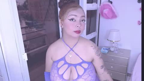 Nahomy online show from 15, 1, 2026