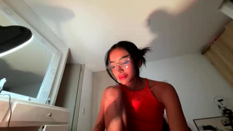 Nahomy  online show from 15, 1, 2026