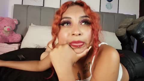 Naia online show from 26, 11, 2025