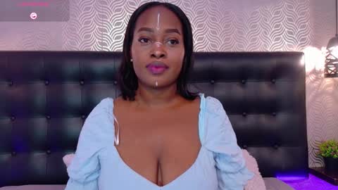 naiaramasson_ online show from 6, 2, 2026