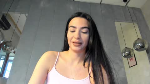 Naila online show from 7, 12, 2024