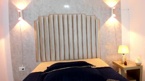 Naisha Rousell online show from 29, 12, 2024