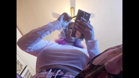 naked_influencer online show from 20, 1, 2025