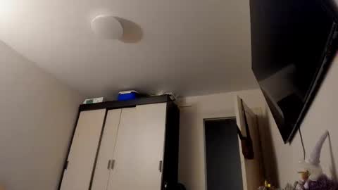 Asy no face  online show from 13, 1, 2025