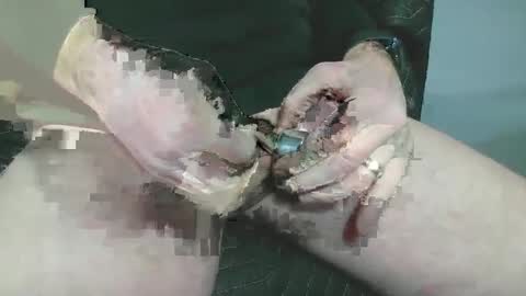 Snapshot of nakedbeachcouple chatting on 19, 1, 2025 nakedbeachcouple online show from 19, 1, 2025