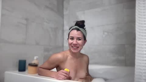 nakedpaint245477 online show from 23, 12, 2024