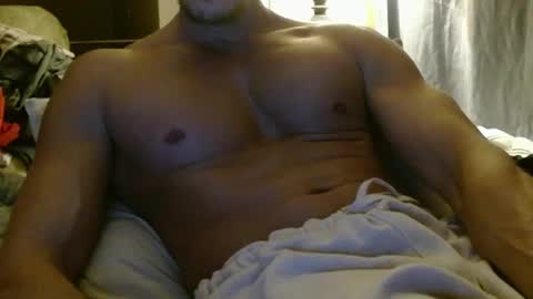 nakeDwoodBbetter online show from 26, 1, 2025