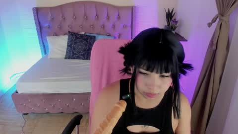 namiko_park online show from 14, 1, 2025