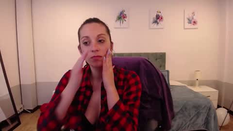 Snapshot of namisunny chatting on 2, 3, 2025 nami online show from 2, 3, 2025