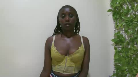 Snapshot of nana2095 chatting on 26, 5, 2026 nana2095 online show from 26, 5, 2026