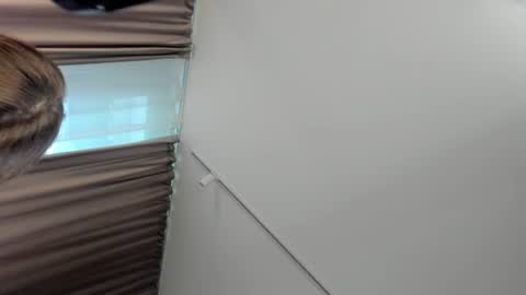 Kiana online show from 14, 7, 2026