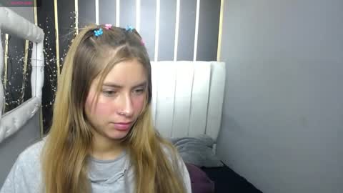 nancy blonde online show from 24, 4, 2026