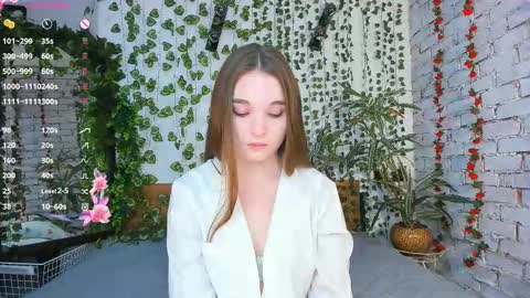 Luna online show from 24, 2, 2025