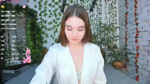 Luna online show from 24, 2, 2025