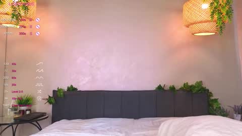 Luna online show from 18, 9, 2025