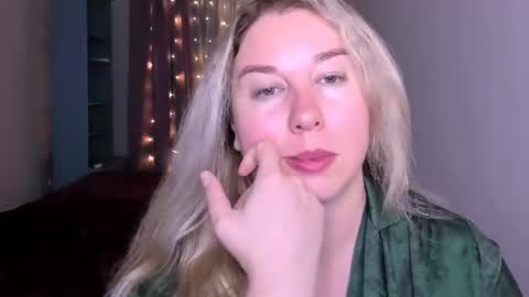 Snapshot of nancysanders chatting on 12, 7, 2026 Nancy online show from 12, 7, 2026