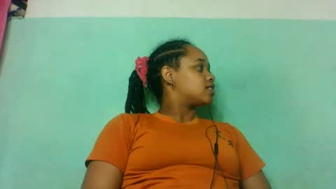 Snapshot of nandrianina416143 chatting on 5, 7, 2026 nandrianina416143 online show from 5, 7, 2026