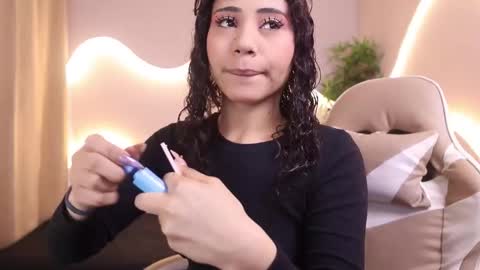 Snapshot of nanii_velvett chatting on 1, 10, 2025 Nanii           online show from 1, 10, 2025
