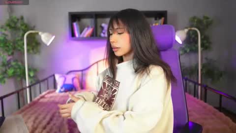 Snapshot of nanii_velvett chatting on 7, 10, 2025 Nanii           online show from 7, 10, 2025