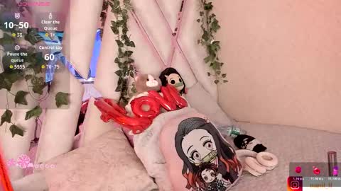 Snapshot of nanit_l chatting on 25, 11, 2025 anna online show from 25, 11, 2025